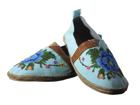 Espadrilles, embroidered PUNTO DE CRUZ - AZUL